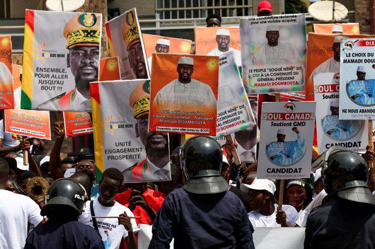 Gen. Mamady Doumbouya Claims Guinea Presidency After Disputed Vote