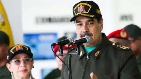 Maduro Opens Door to U.S. Drug Talks, Signaling Thaw in Venezuela Relations