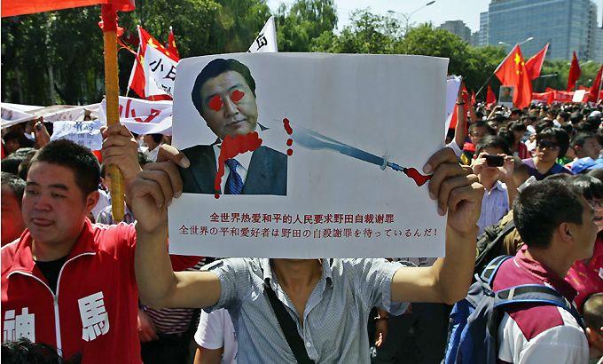 Beijing Slams Tokyo with Export Ban After Hawkish Remarks