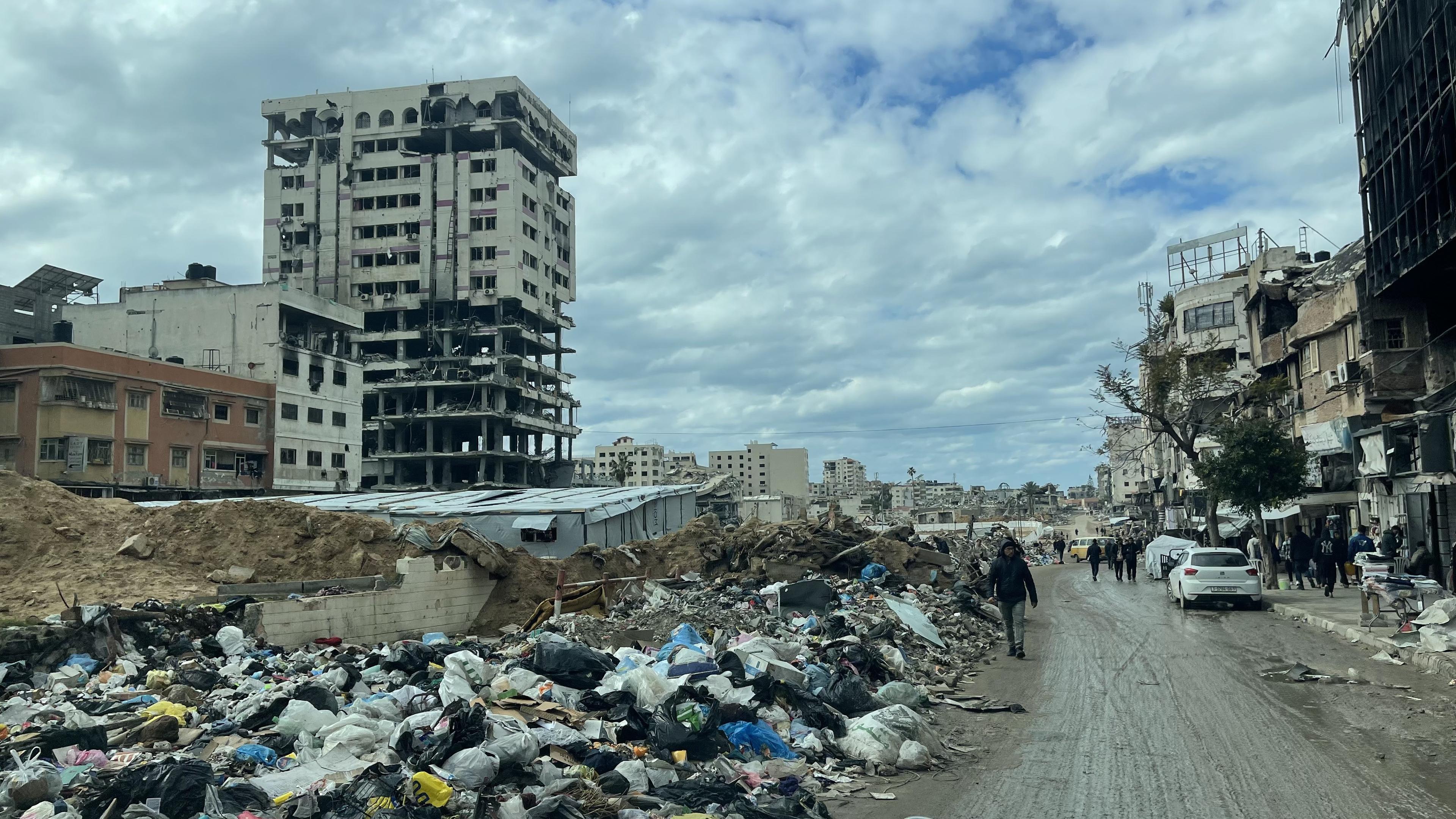 Gaza Under Fire: A Delicate Truce Shattered