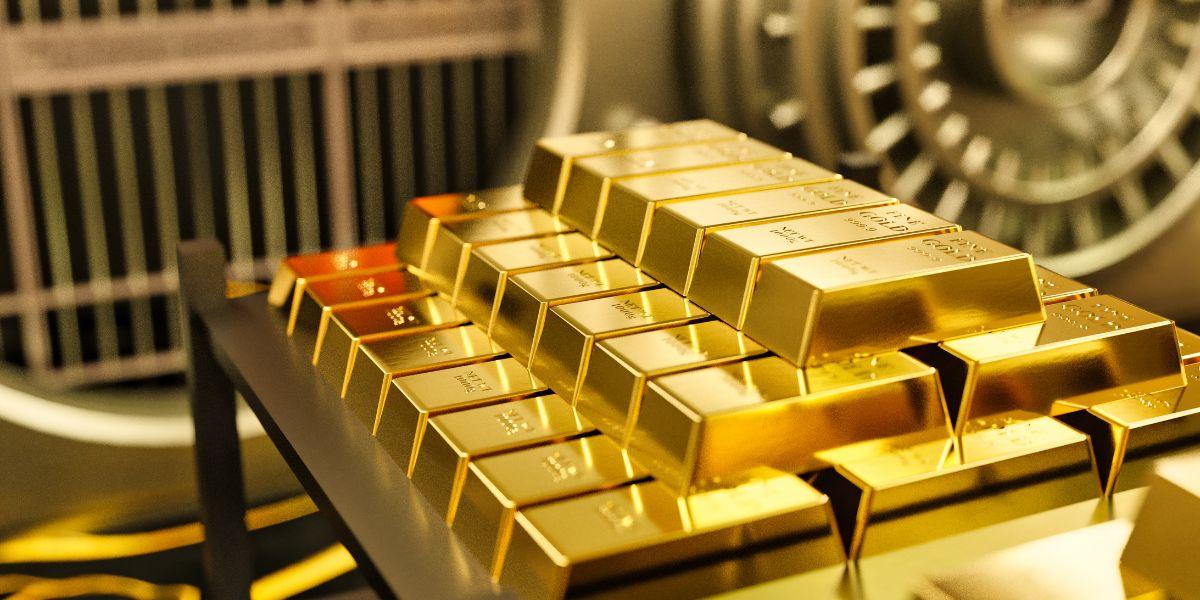 Gold Rush: Why Goldman Sachs' $5,400/oz Forecast Spells a New Era for Investors